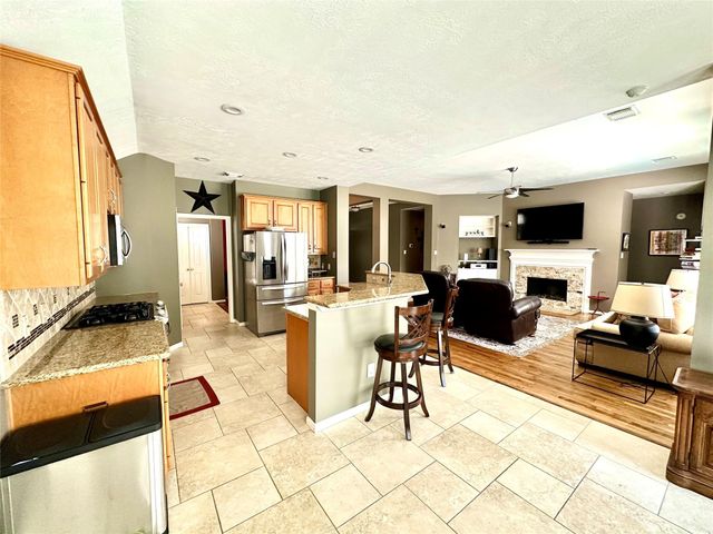 8910 Everhart Lane, Houston, TX 77040