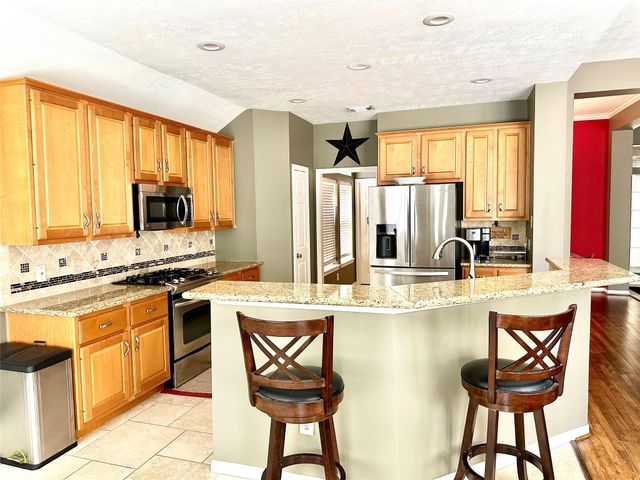 8910 Everhart Lane, Houston, TX 77040