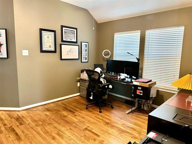8910 Everhart Lane, Houston, TX 77040