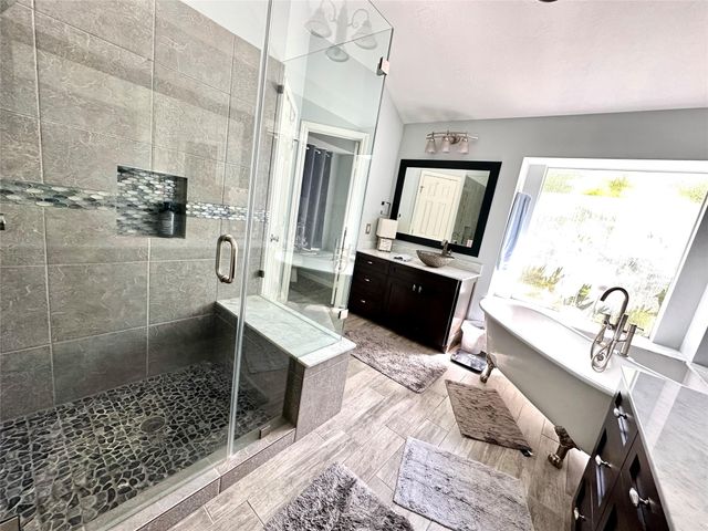 8910 Everhart Lane, Houston, TX 77040