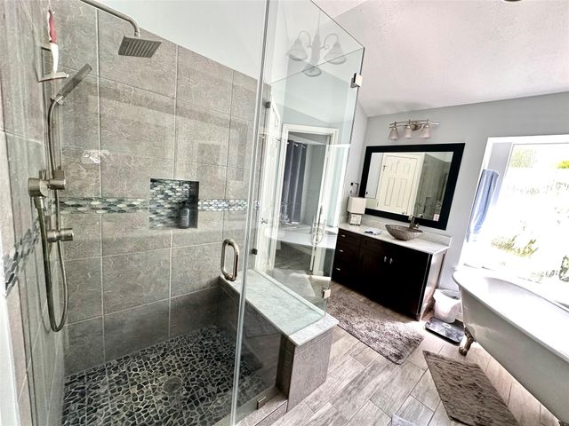 8910 Everhart Lane, Houston, TX 77040