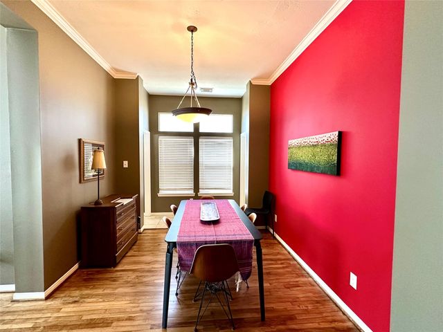 8910 Everhart Lane, Houston, TX 77040