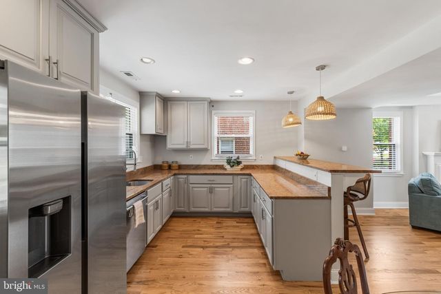 4019 THE ALAMEDA, Baltimore, MD 21218