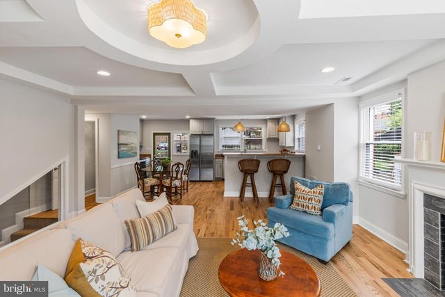 4019 THE ALAMEDA, Baltimore, MD 21218