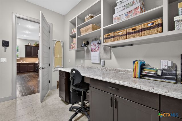 908 Dancing Oak Lane, San Marcos, TX 78666