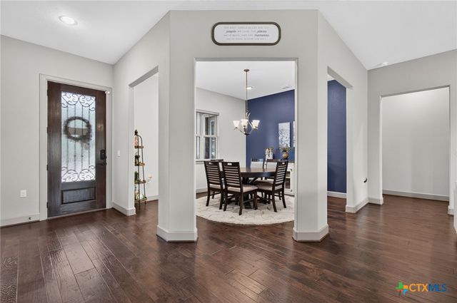 908 Dancing Oak Lane, San Marcos, TX 78666