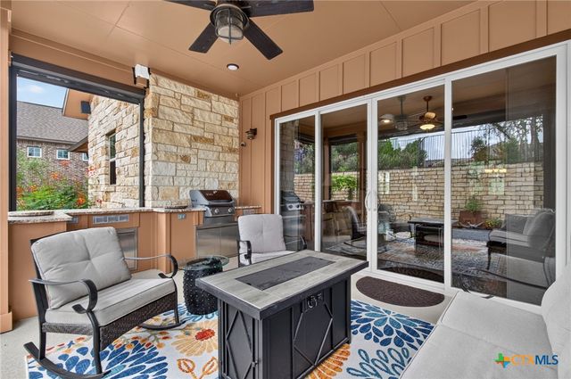 908 Dancing Oak Lane, San Marcos, TX 78666