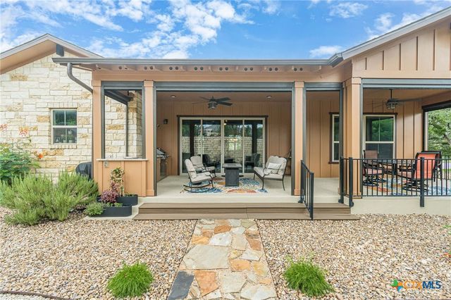 908 Dancing Oak Lane, San Marcos, TX 78666