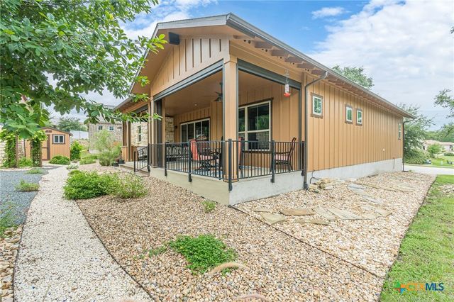 908 Dancing Oak Lane, San Marcos, TX 78666
