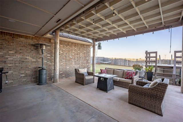 437 Isabella Drive, Blanchard, OK 73010