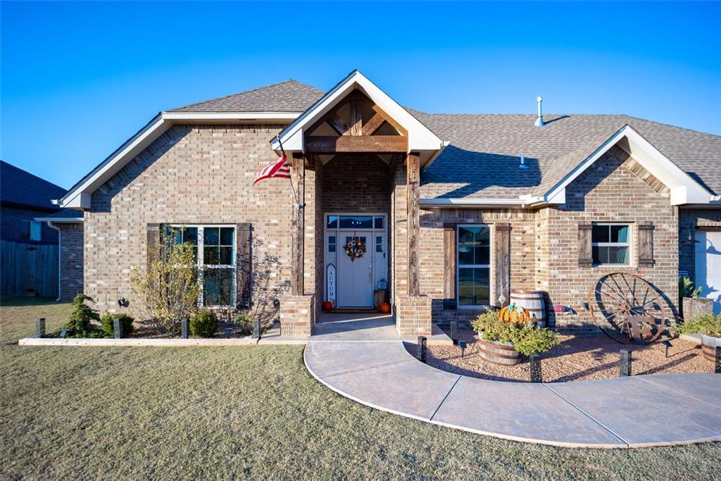 437 Isabella Drive, Blanchard, OK 73010