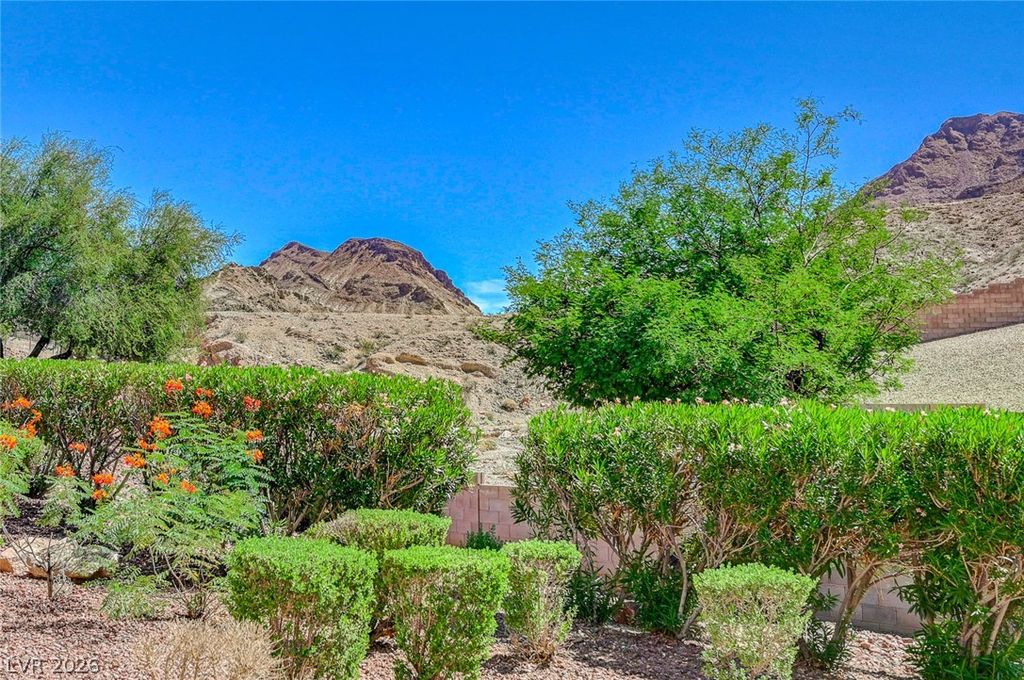 2110 Los Feliz Street 1066, Las Vegas, NV 89156 — photo 2