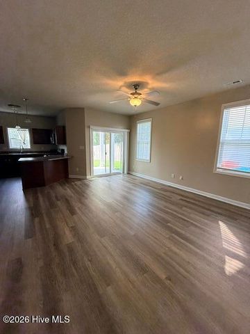 380 Frisco Way, Holly Ridge, NC 28445