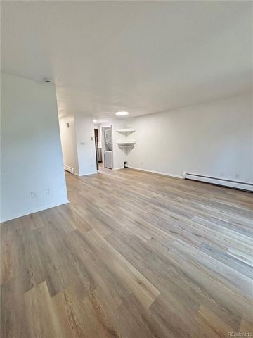 5946 W 41st Avenue, Denver, CO 80212