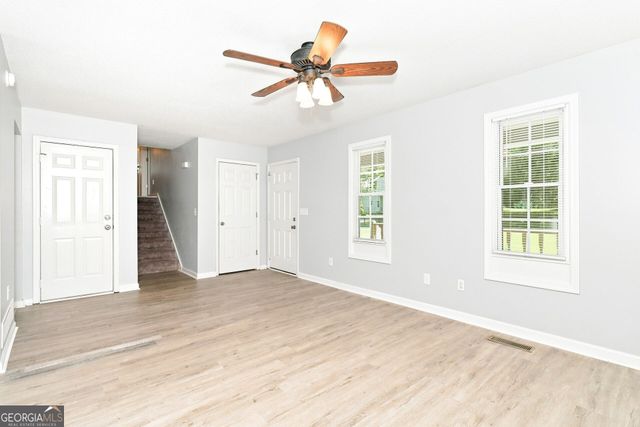 229 Hampton Drive, Dallas, GA 30132