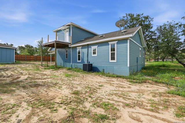 2011 Mesquite Rdg, San Antonio, TX 78264