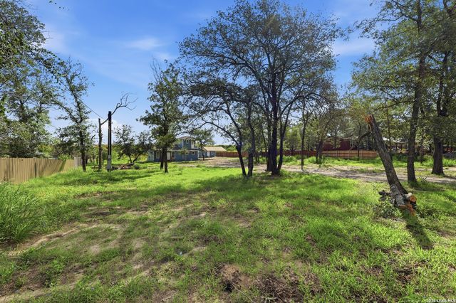2011 Mesquite Rdg, San Antonio, TX 78264