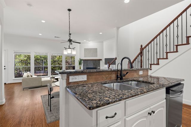 8813 Tudor Place, Dallas, TX 75228