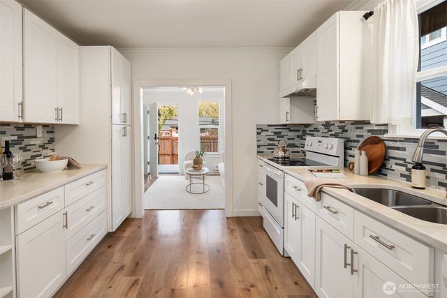 5115 S Roxbury Street, Seattle, WA 98118