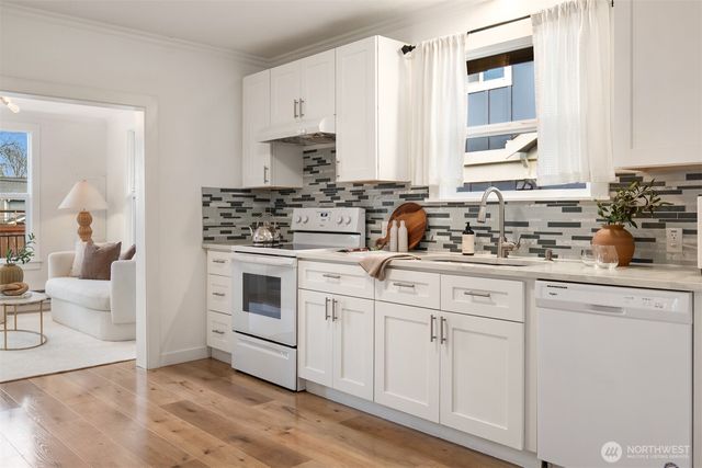 5115 S Roxbury Street, Seattle, WA 98118