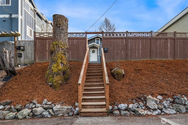 5115 S Roxbury Street, Seattle, WA 98118
