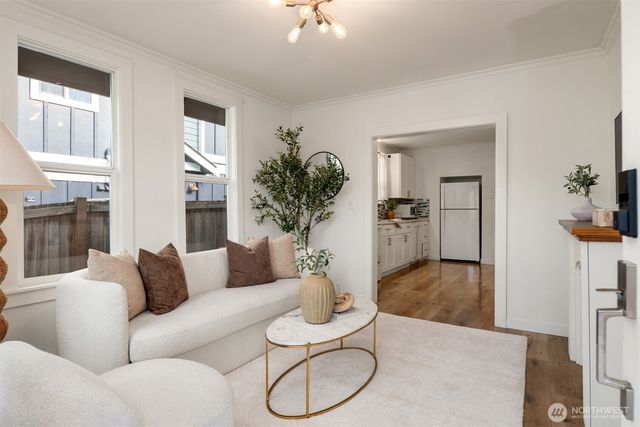 5115 S Roxbury Street, Seattle, WA 98118