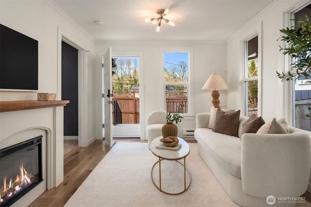 5115 S Roxbury Street, Seattle, WA 98118