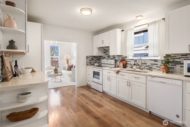 5115 S Roxbury Street, Seattle, WA 98118