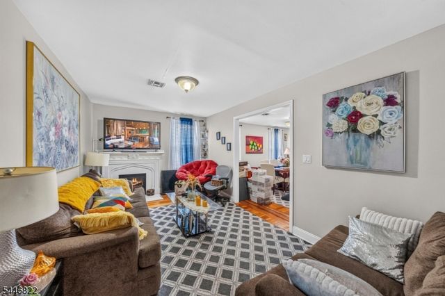 114 Peck Ave, Newark City, NJ 07107