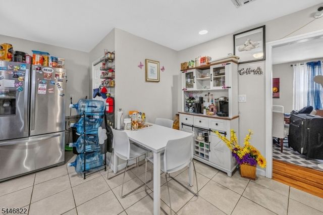 114 Peck Ave, Newark City, NJ 07107