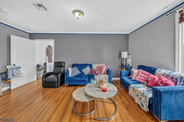 114 Peck Ave, Newark City, NJ 07107