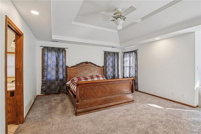 3225 Meadow Road, Leavenworth, KS 66048