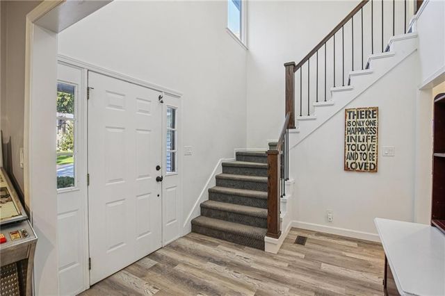 3225 Meadow Road, Leavenworth, KS 66048