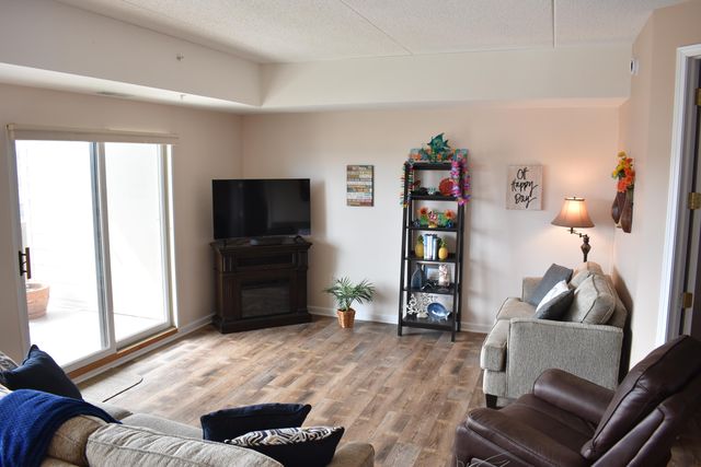 308 Outlook Cove Drive, La Porte, IN 46350