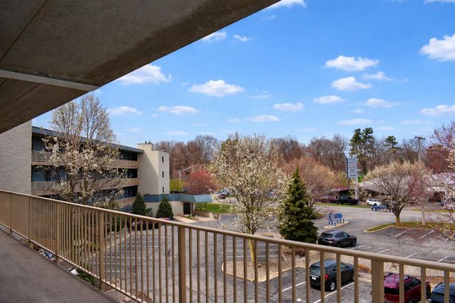 308 Outlook Cove Drive, La Porte, IN 46350