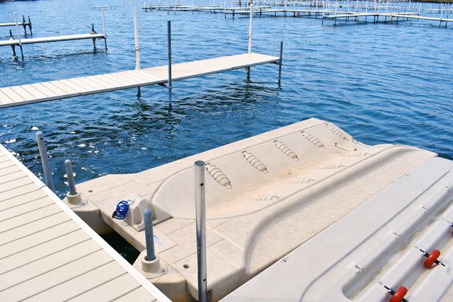 308 Outlook Cove Drive, La Porte, IN 46350