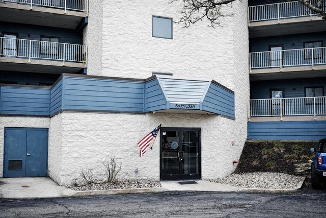 308 Outlook Cove Drive, La Porte, IN 46350