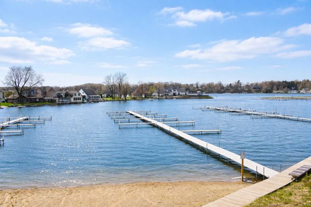 308 Outlook Cove Drive, La Porte, IN 46350