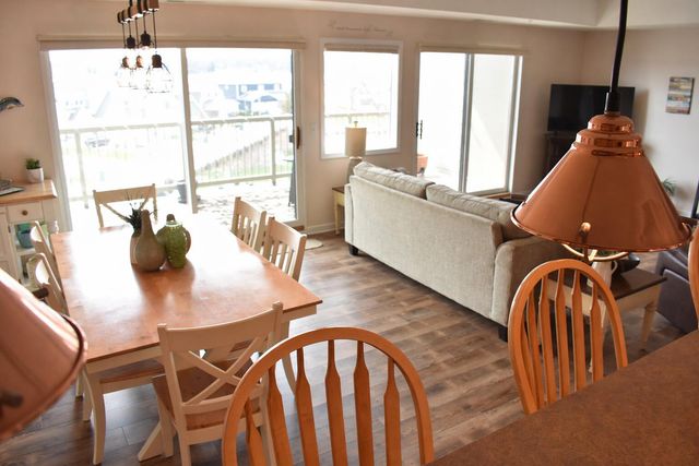 308 Outlook Cove Drive, La Porte, IN 46350