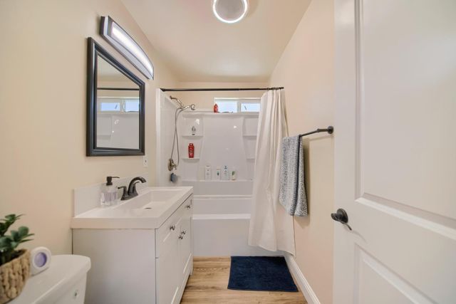 604 Westacre Rd, West Sacramento, CA 95691