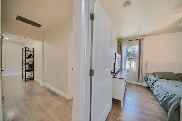 604 Westacre Rd, West Sacramento, CA 95691