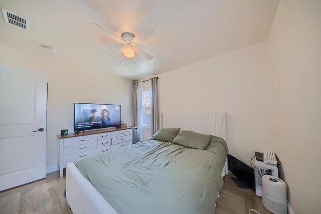 604 Westacre Rd, West Sacramento, CA 95691