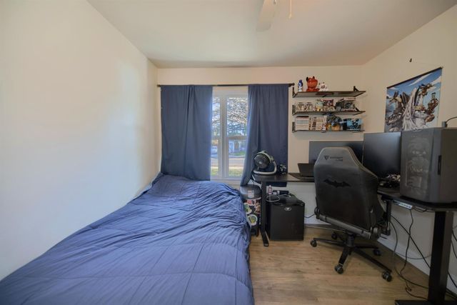 604 Westacre Rd, West Sacramento, CA 95691