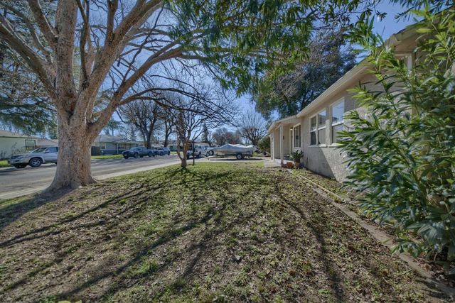 604 Westacre Rd, West Sacramento, CA 95691