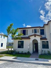 10004 SW 228th Ter 0, Miami, FL 33190