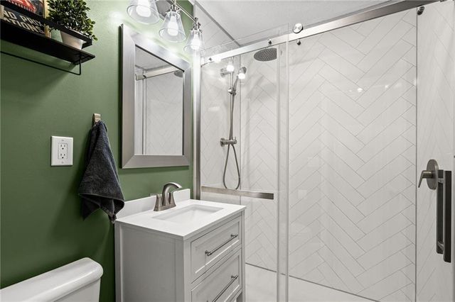 5316 W 49th Street, Roeland Park, KS 66205