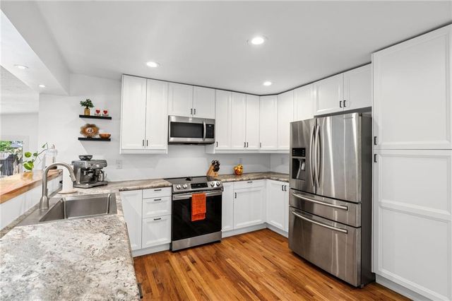 5316 W 49th Street, Roeland Park, KS 66205