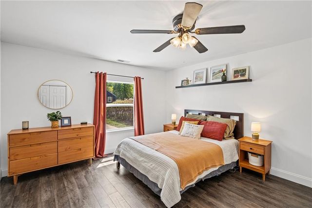 5316 W 49th Street, Roeland Park, KS 66205