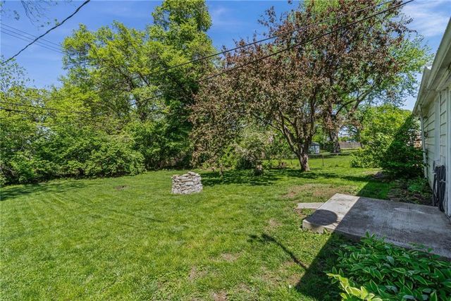 5316 W 49th Street, Roeland Park, KS 66205