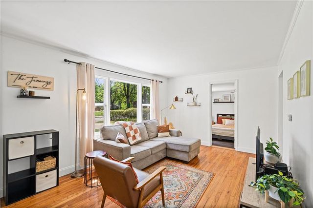 5316 W 49th Street, Roeland Park, KS 66205